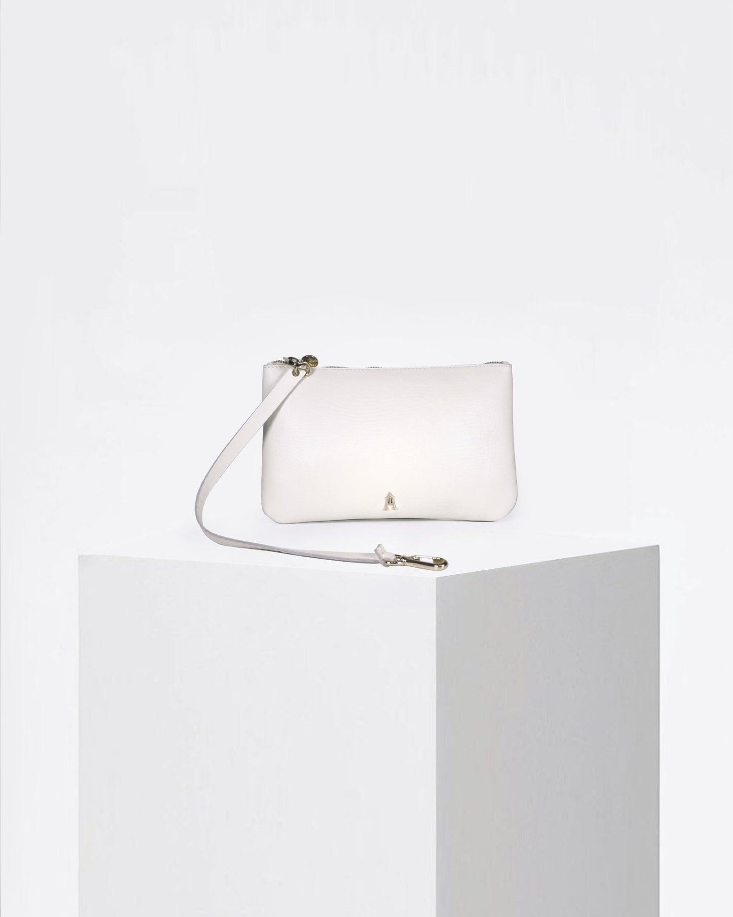 Small Lily Pouch White