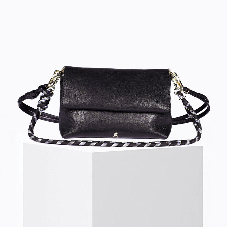 Amie Wash Noir