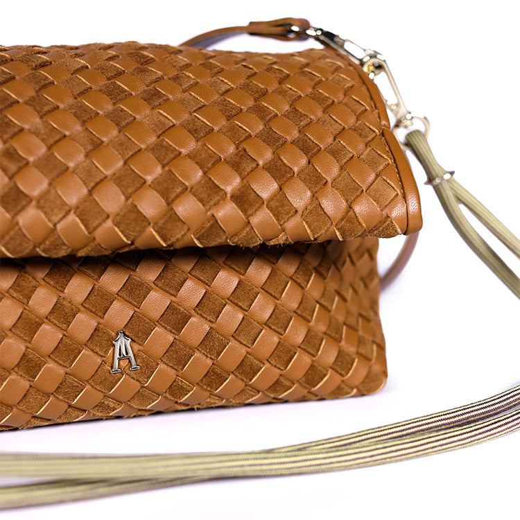Amie Tressé Bi Cognac