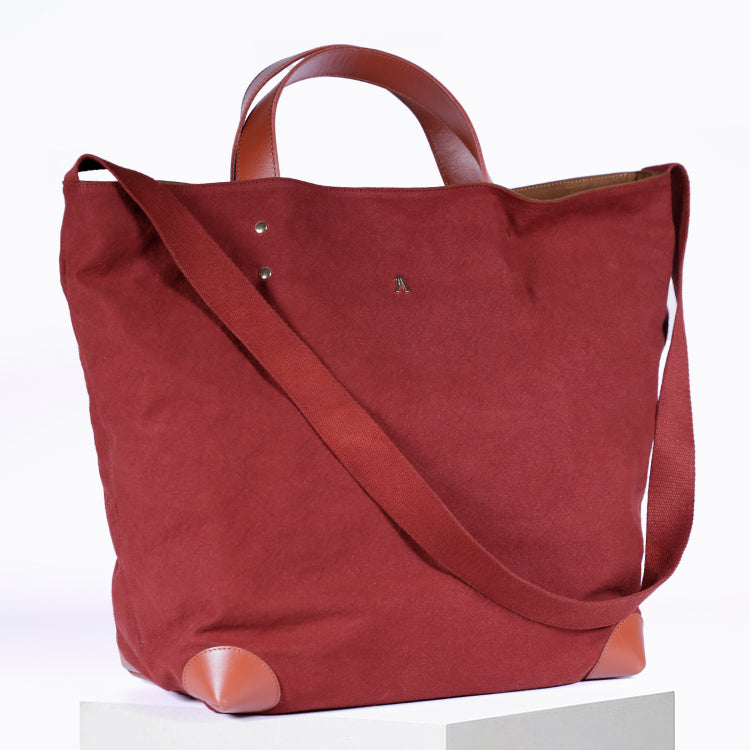 Lips Grand Ruban Tote Bag