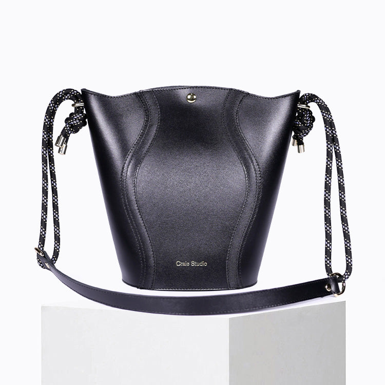 Wave Calf Leather Black